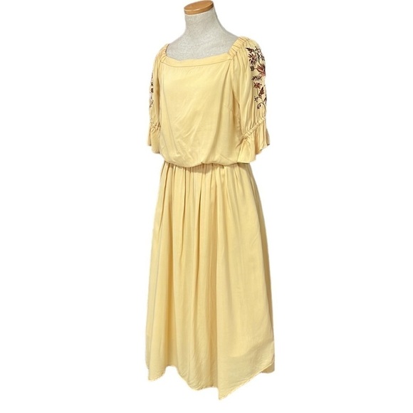 Mystrada Dress Womens 38 Tan Blouson Midi Short Sleeve Embroidery Floral Pockets - Picture 3 of 17